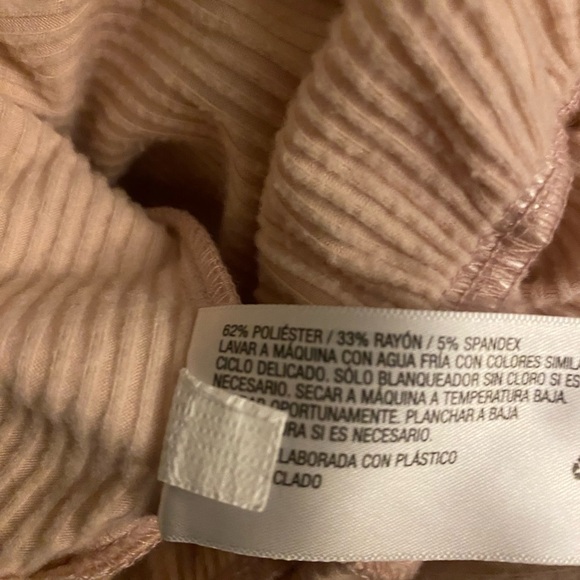 Wild Fable pale pink dress size small—-Cozy warm! - Picture 2 of 4